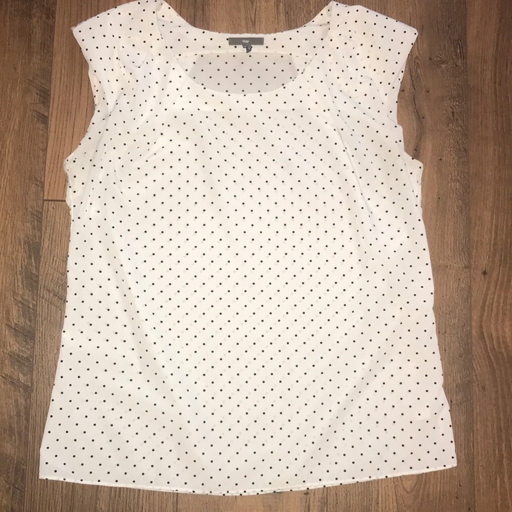 GAP cream & black polkadot blouse